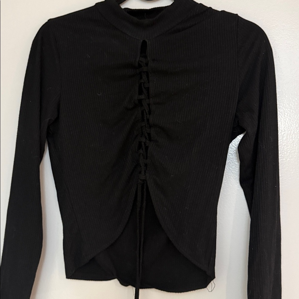 Heart Hips Black Long-Sleeve Ruched Tie Front Top